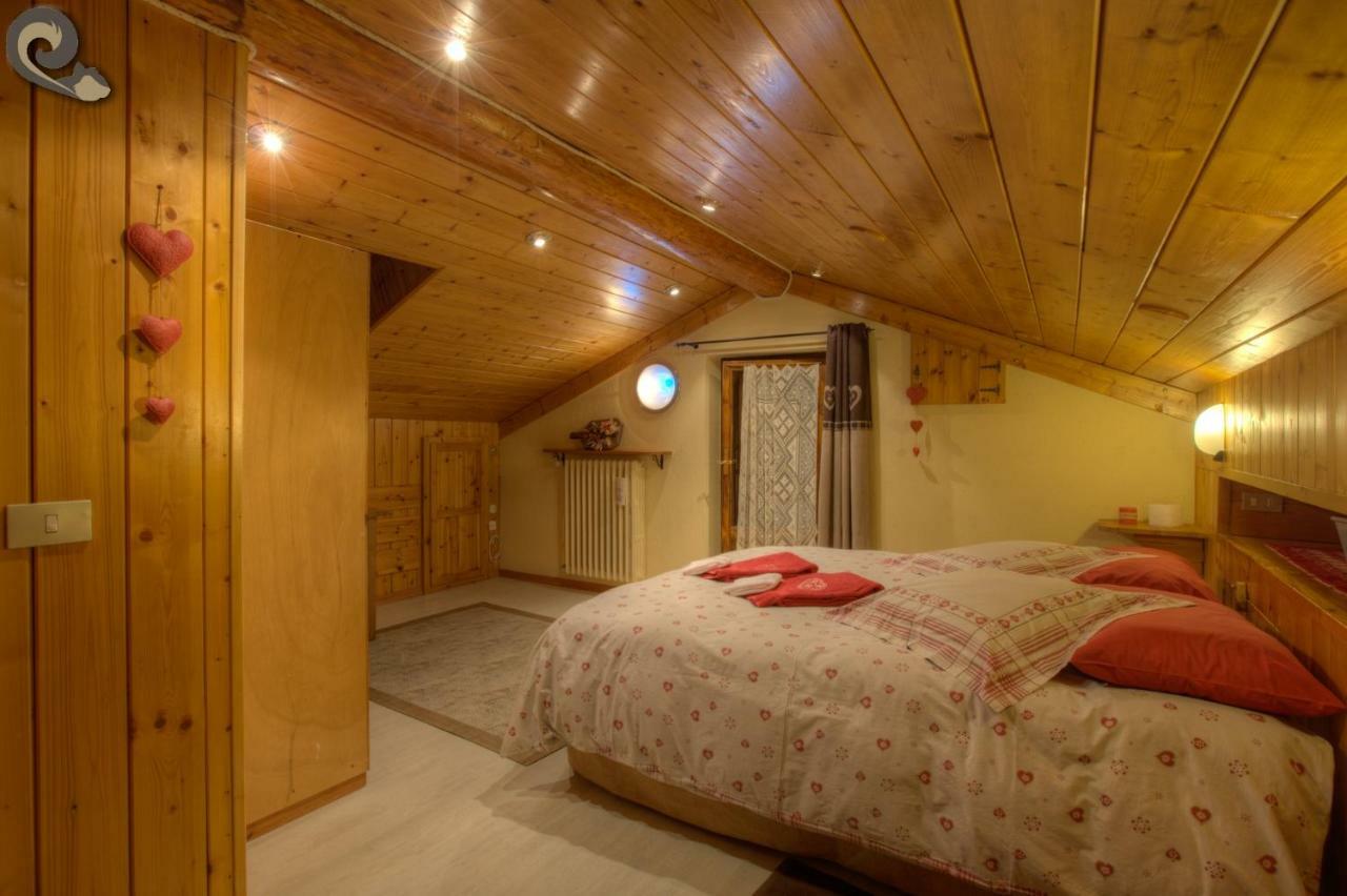 Appartamenti Lo Scoiattolo - Noce E Nocciola Pré-Saint-Didier Kültér fotó